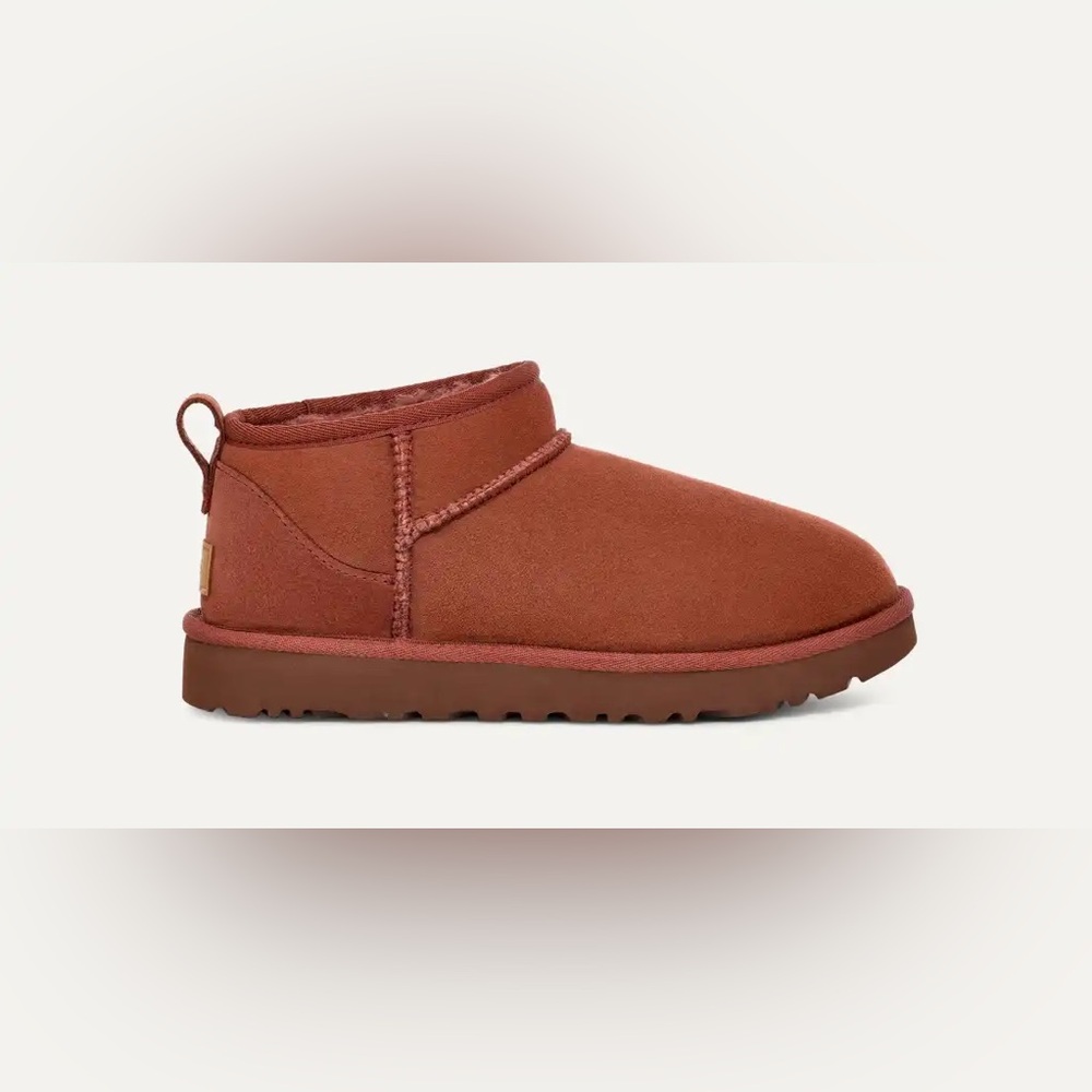 UGG Classic Ultra Mini Boot - W7 - Red Jasper